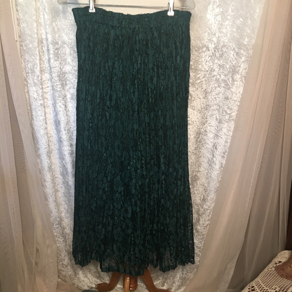 Chic Forest Green Maxi Skirt